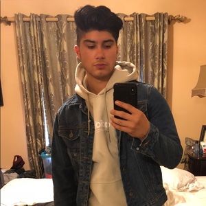 Meet your Posher, Josh